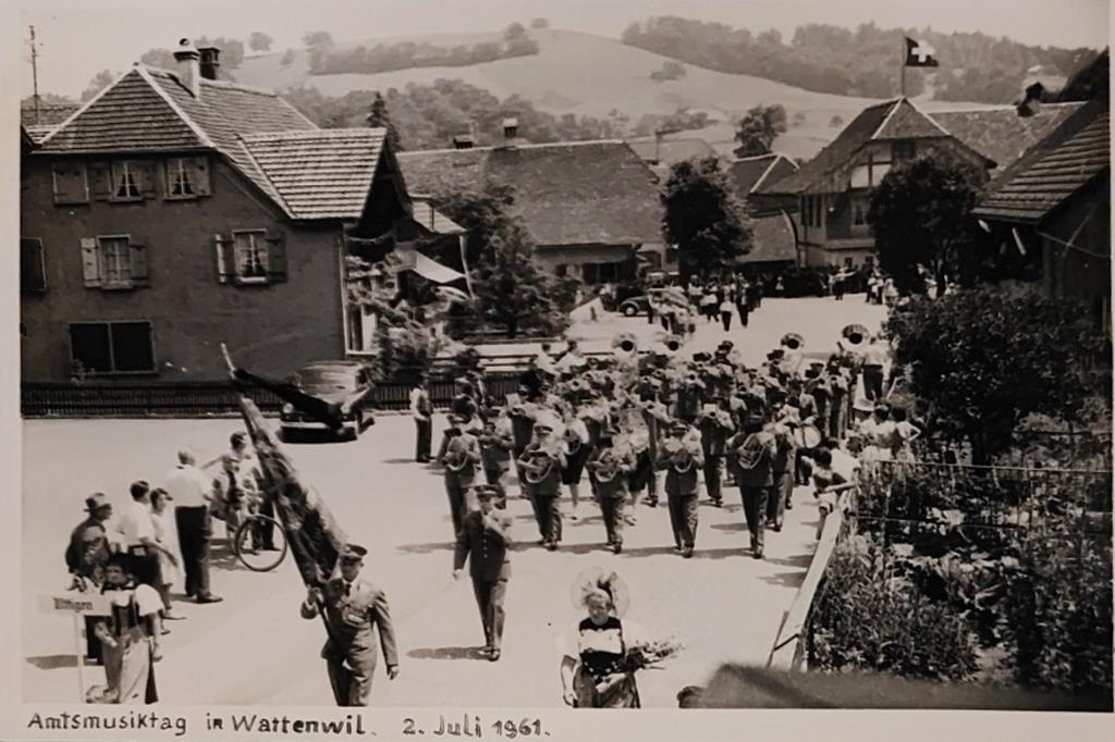Marschmusik in Wattenwil