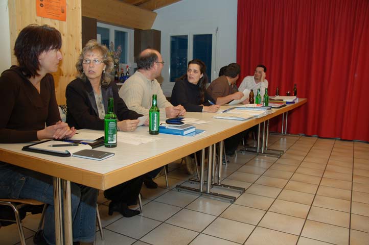Vorstandstisch